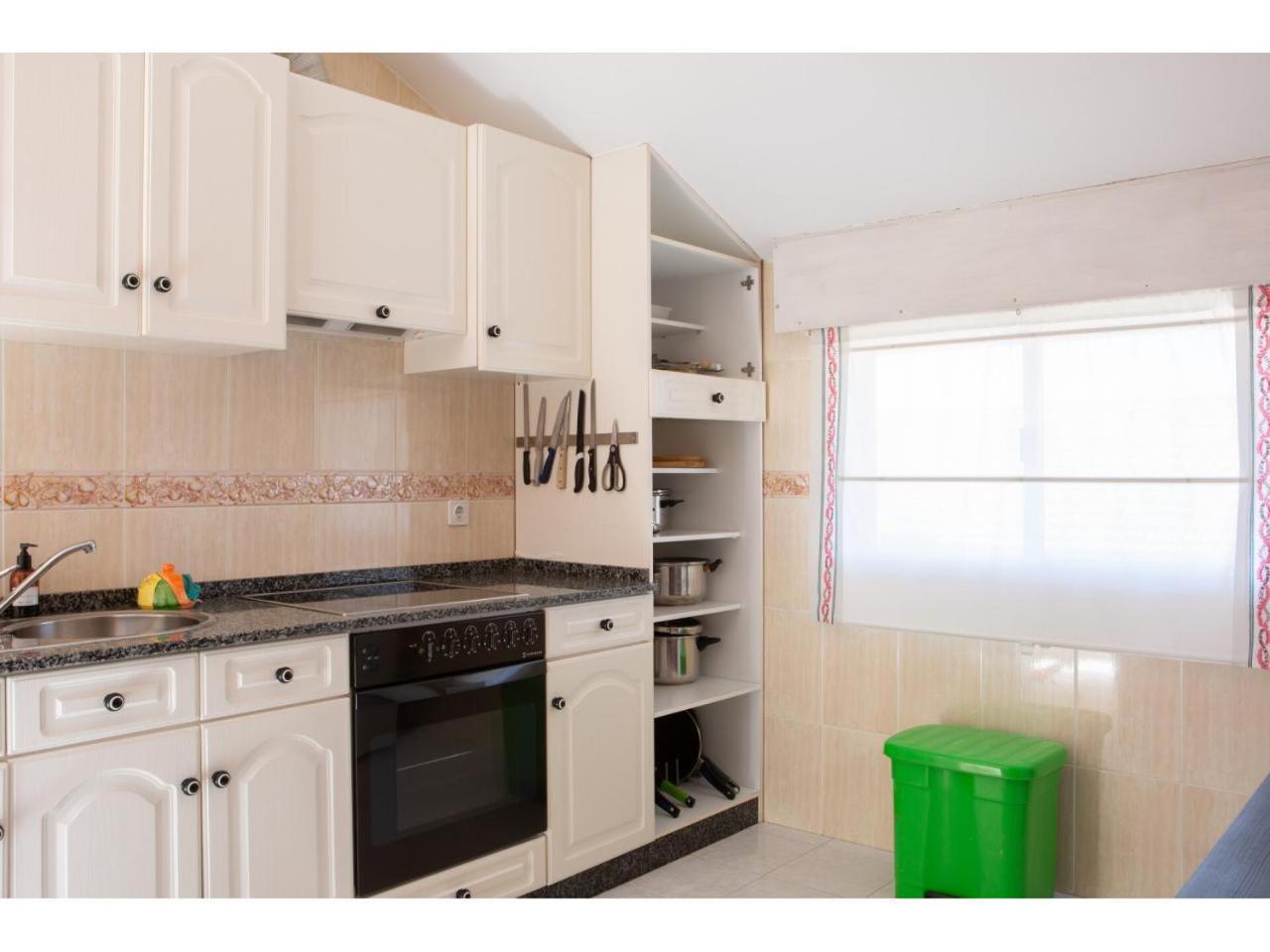 Perbes Apartment มีโญ ภายนอก รูปภาพ