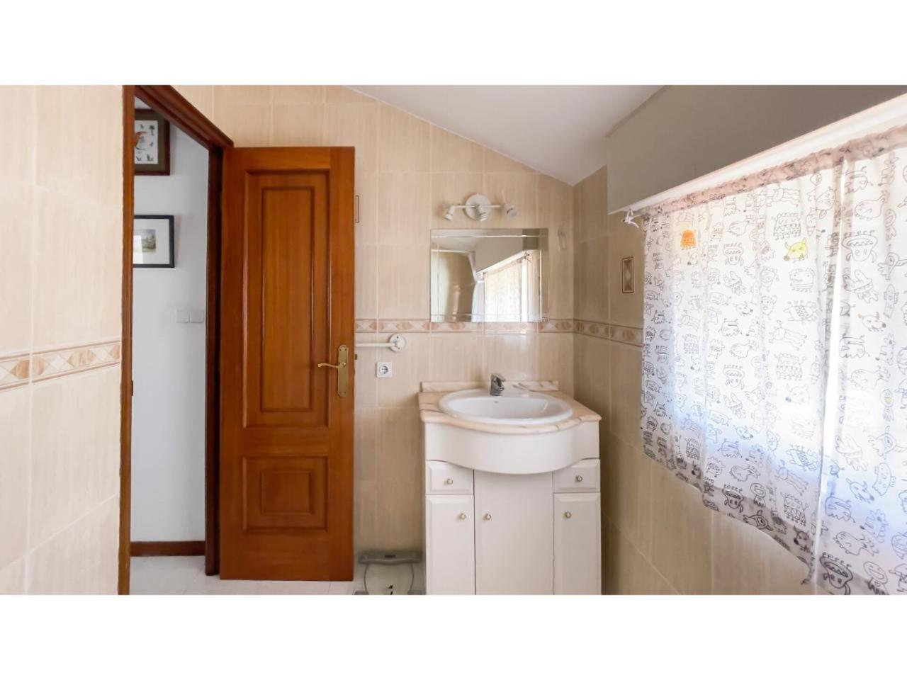 Perbes Apartment มีโญ ภายนอก รูปภาพ