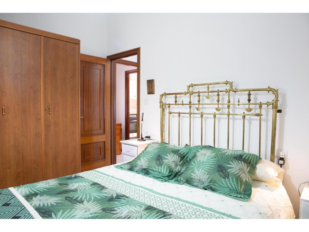 Perbes Apartment มีโญ ภายนอก รูปภาพ